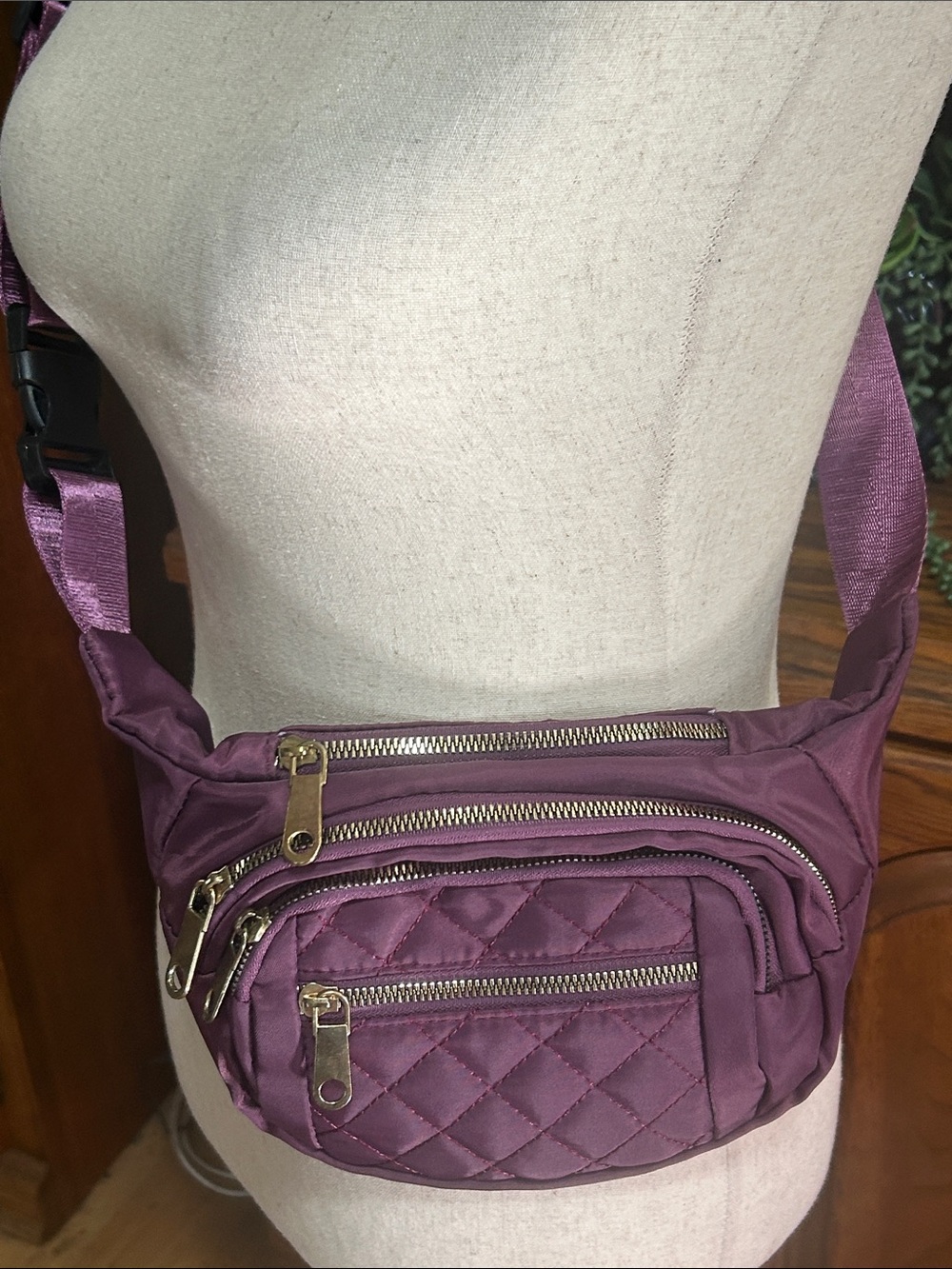Quilted Purple Women's Crossbody Belt Bag